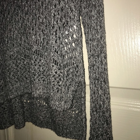 Abercrombie sweater - Picture 4 of 4